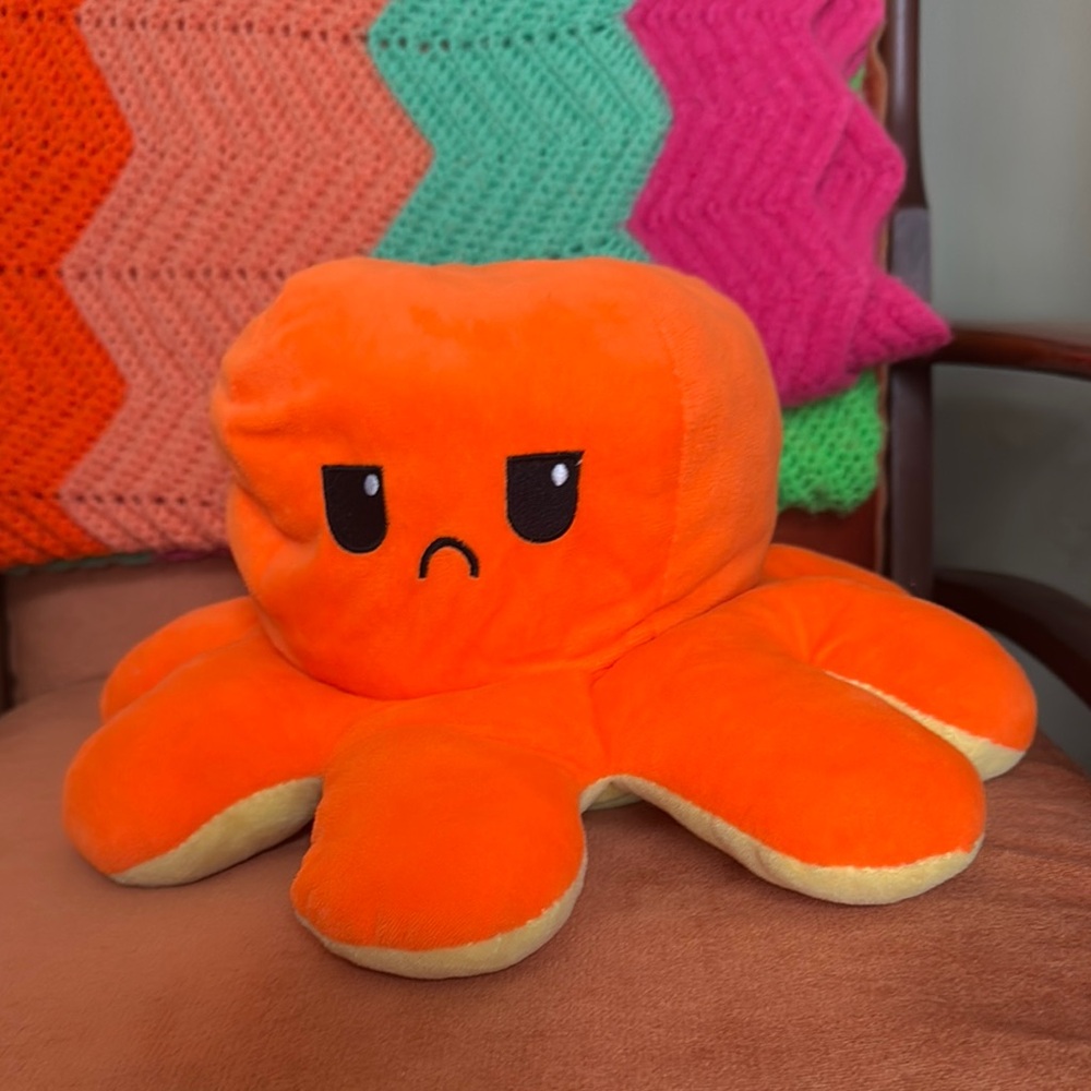 🧡🐙🌊💛Reversible Orange Plush Octopus Toy